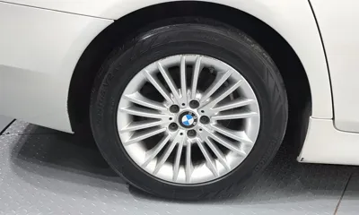 BMW 5-Series 2015, 177473 км, за 6435.67 USD