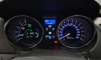 Hyundai Sonata 2012, 142437 км, за 2921.1 USD - фото 8
