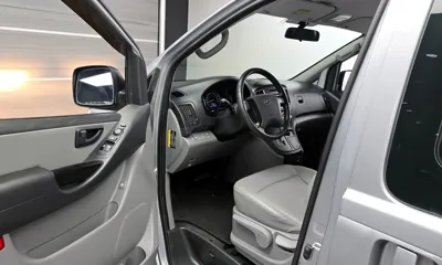 Hyundai Starex 2018, 73186 км, за 12025.11 USD - фото 10