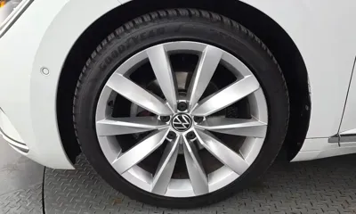 Volkswagen Arteon 2022, 84207 км, за 14769.59 USD