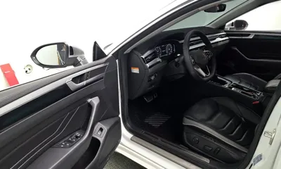 Volkswagen Arteon 2022, 84207 км, за 14637.02 USD - фото 10