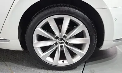 Volkswagen Arteon 2022, 84207 км, за 14637.02 USD - фото 21