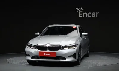 BMW 3-Series 2019, 67163 км, за 15276.6 USD