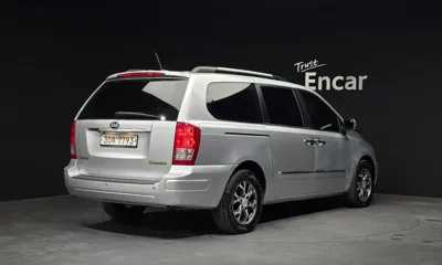 Kia Canival 2014, 125338 км, за 3216.26 USD