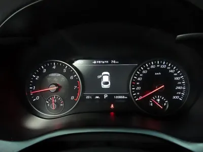 Kia Stinger 2019, 120868 км, за 11225.63 USD - фото 9