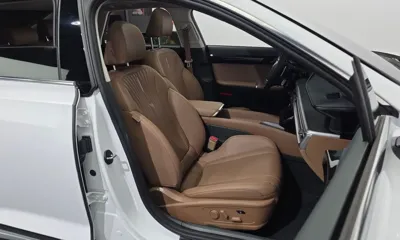 Hyundai Grandeur 2023, 29547 км, за 22465.32 USD - фото 26