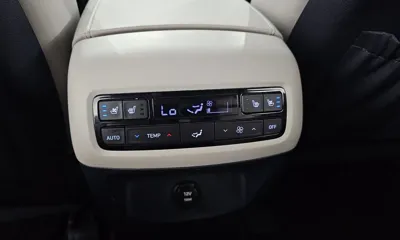 Hyundai Palisade 2023, 53710 км, за 22646.71 USD - фото 35