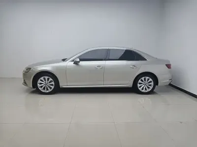 Audi A4L 2019, 89200 км, за 12471.75 USD