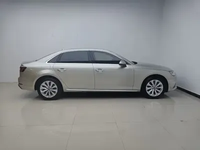 Audi A4L 2019, 89200 км, за 12471.75 USD