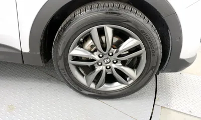 Hyundai Santafe 2013, 105190 км, за 6158.94 USD