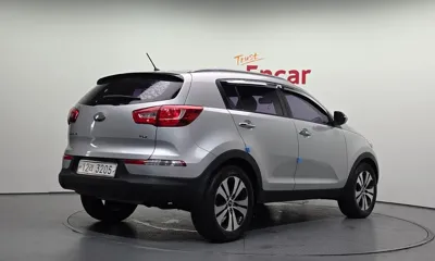 Kia Sportage 2013, 166525 км, за 2598.16 USD