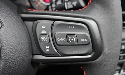 Jeep Wrangler 2024, 4912 км, за 43583.08 USD - фото 17