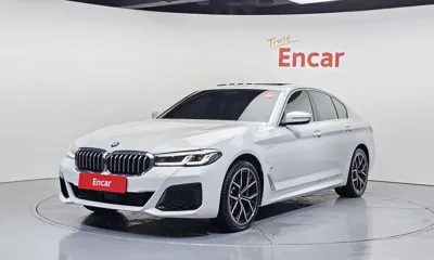 BMW 5-Series · 2021 год