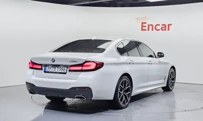 BMW 5-Series 2021, 52072 км, за 26560.95 USD