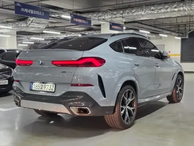 BMW X6 2024, 32000 км, за 85893.61 USD