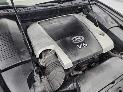 Hyundai Equus 2010, 167481 км, за 2494.42 USD