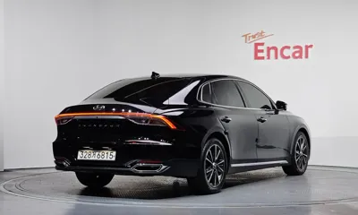 Hyundai Grandeur 2022, 119601 км, за 12547.07 USD