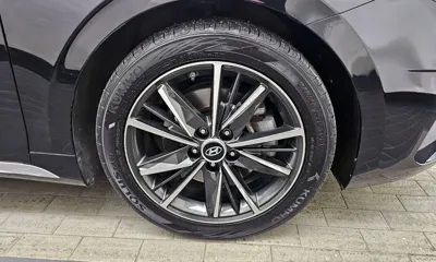 Hyundai Grandeur 2022, 119601 км, за 12547.07 USD