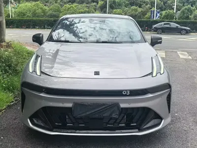 Lynk & Co 03 2026, 900 км, за 17186.25 USD