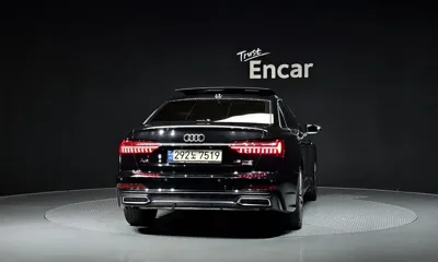 Audi A6 2022, 54920 км, за 23975.29 USD