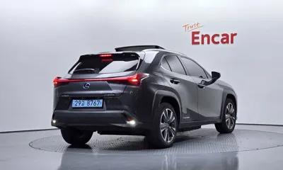 Lexus UX 2022, 64380 км, за 20154.69 USD