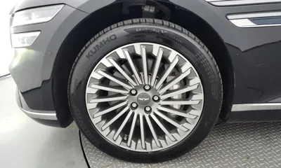 Genesis G80 2022, 75453 км, за 27844.18 USD