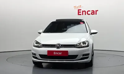 Volkswagen Golf 2015, 127238 км, за 6411.96 USD