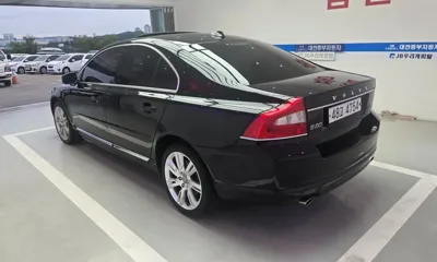 Volvo S80 2011, 193000 км, за 2210.23 USD