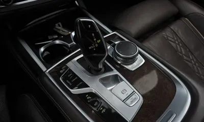 BMW 7-Series 2017, 206985 км, за 12465.54 USD - фото 9
