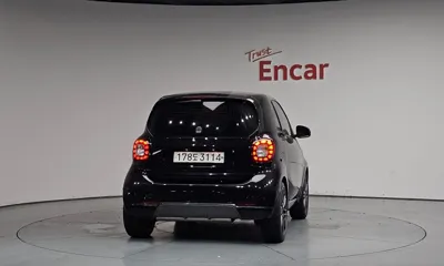 Smart Fortwo 2018, 44062 км, за 13131.37 USD