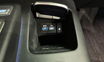 Genesis GV70 2022, 98126 км, за 22801.31 USD - фото 30