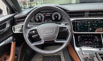 Audi A6 2023, 31123 км, за 25945.86 USD - фото 13