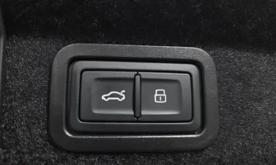 Audi A6 2023, 31123 км, за 25945.86 USD - фото 20