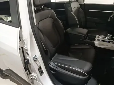 Hyundai ix35 2024, 20800 км, за 11520.79 USD - фото 25