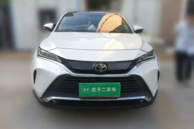 Toyota Harrier 2022, 28100 км, за 17982 USD - фото 2