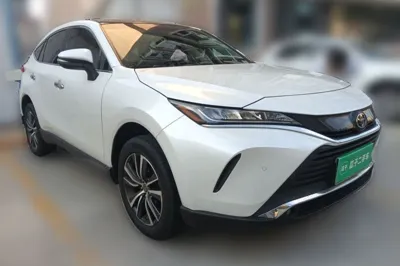 Toyota Harrier 2022, 28100 км, за 17982 USD - фото 3