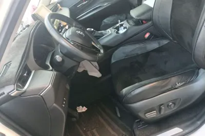 Toyota Harrier 2022, 28100 км, за 17982 USD - фото 15