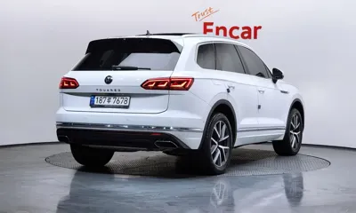 Volkswagen Touareg 2023, 40359 км, за 38652.13 USD