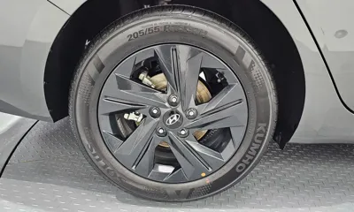 Hyundai Avante 2023, 7092 км, за 18175.91 USD