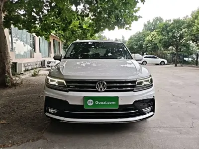 Volkswagen Tiguan L 2020, 108900 км, за 12418.83 USD