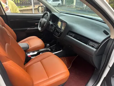 Mitsubishi Outlander 2023, 15000 км, за 8946.27 USD - фото 11