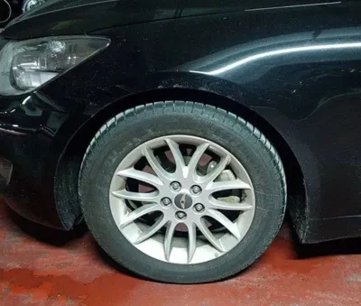Hyundai Genesis 2008, 124817 км, за 2034.92 USD