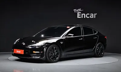 Tesla Model 3 · 2020 год