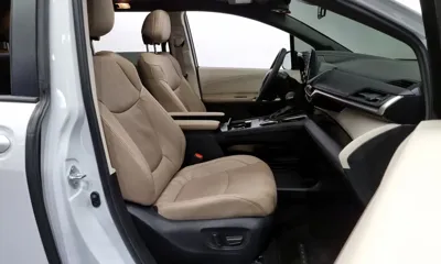 Toyota Sienna 2023, 50454 км, за 33214.95 USD - фото 11