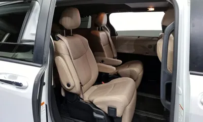 Toyota Sienna 2023, 50454 км, за 33214.95 USD - фото 12