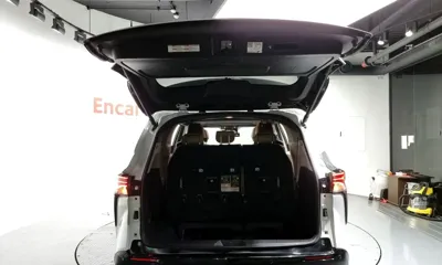 Toyota Sienna 2023, 50454 км, за 33214.95 USD - фото 20