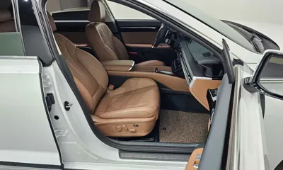 Hyundai Grandeur 2025, 11820 км, за 26644.97 USD - фото 10