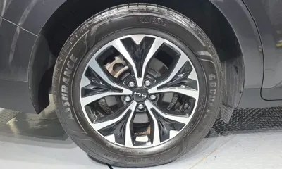 Kia Canival 2023, 49749 км, за 15951.16 USD