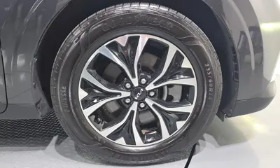 Kia Canival 2023, 49749 км, за 15951.16 USD - фото 21