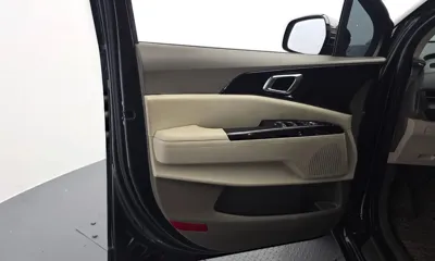 Kia Canival 2023, 49749 км, за 15951.16 USD - фото 24